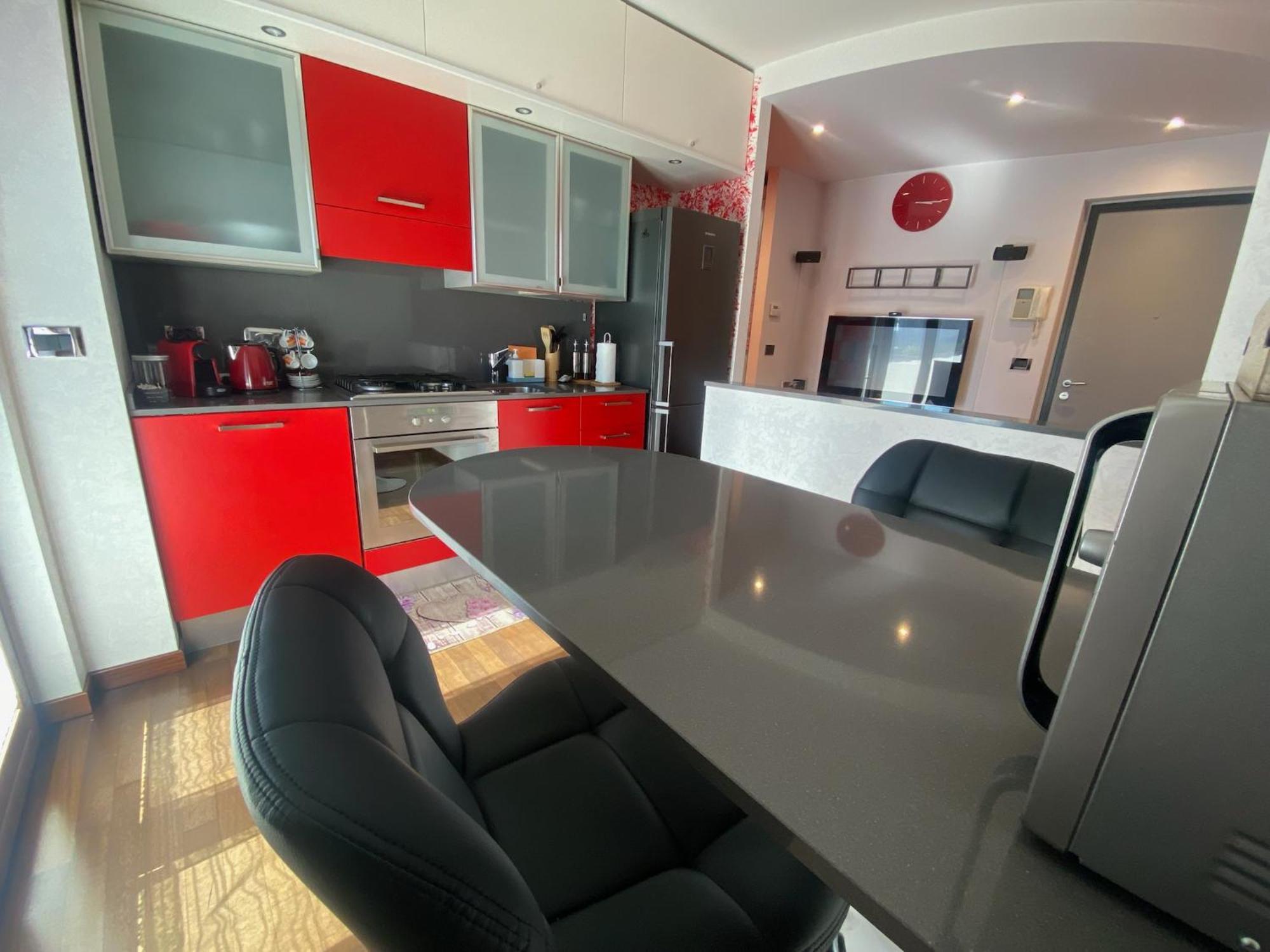 דירות מונפלקונה Red House מראה חיצוני תמונה